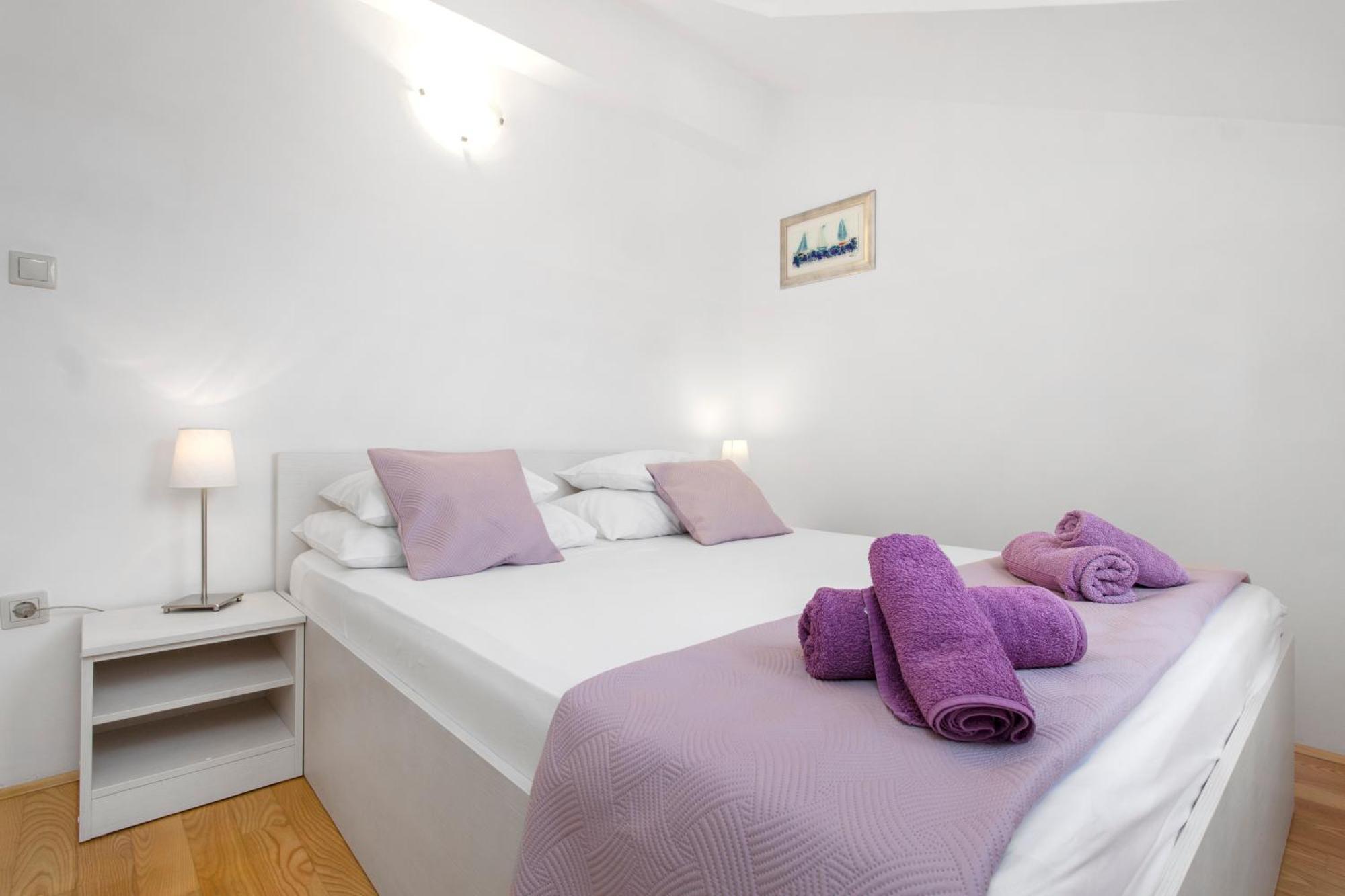 Apartmani Gnjidic Srima Esterno foto