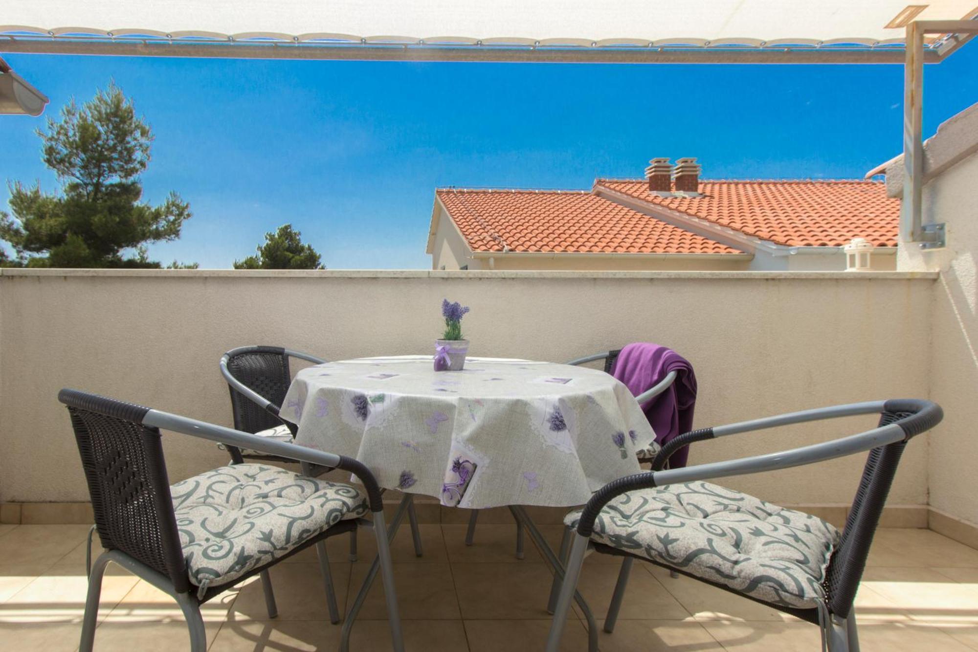 Apartmani Gnjidic Srima Esterno foto